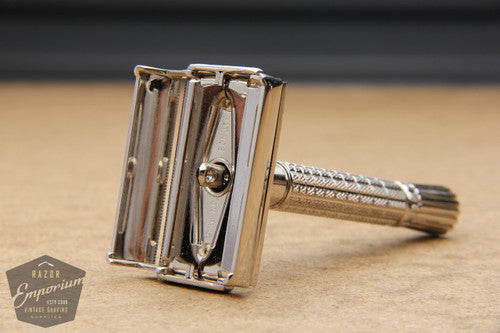 Gillette 1960 Flair Tip Super Speed Safety Razor F1 * Nickel REVAMPED