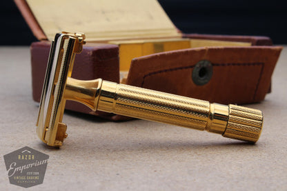 Gillette 1940's Regent Tech / Aristocrat w/ Case and Original Blade Bank