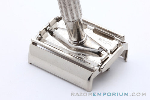 1956 Gillette B3 Flair Tip - Regular Super Speed Safety Razor