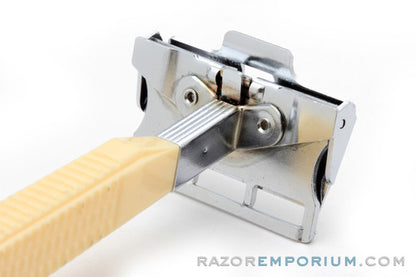 1960's GEM Featherweight Single Edge Razor