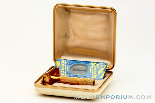 1956 B4 Gillette Milady TTO Double Edge Safety Razor w\ Case & Blades - HARD TO FIND