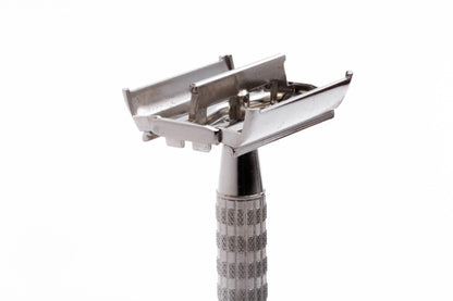 1959 E1 Gillette Heavy Red Tip DE Super Speed Safety Razor Set | Original Condition