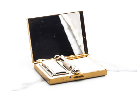 1965 K4 Gillette Razor' n Blades Ball End Travel Double Edge Safety Razor Set | Original Condition