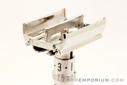 1973 S2 Gillette Super Adjustable 109 Adjustable DE Safety Razor