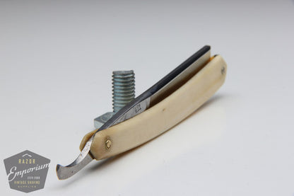 5/8" Ern No. 421 Straight Razor w/ Bone Scales Hollow | Wald - Germany