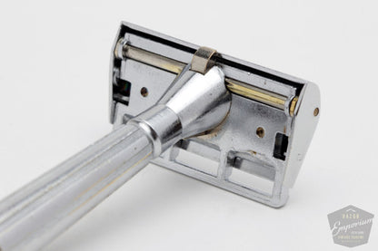 1940's Gem Micromatic Bullet Tip TTO Single Edge Safety Razor