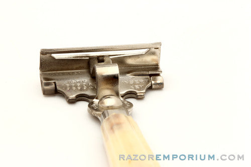 1940s Schick Gold SE Injector Bakelite Handle Set + Black Case