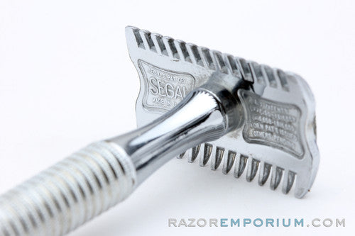 1930's Segal One Piece TTO Razor in Box