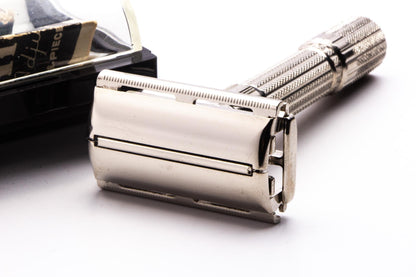1959 E3 Gillette Fatboy Adjustable Double Edge Razor Set | Original Condition