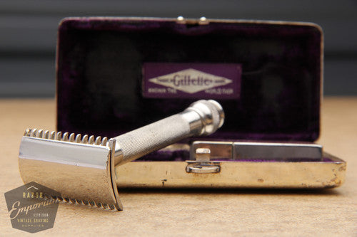 Gillette 1918 Basketweave Pocket Edition - Old Type Open Comb DE Razor Set