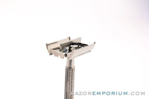 1954 Gillette World Series Baseball Z2 Regular Flair Tip Super Speed Safety Razor w/ Case