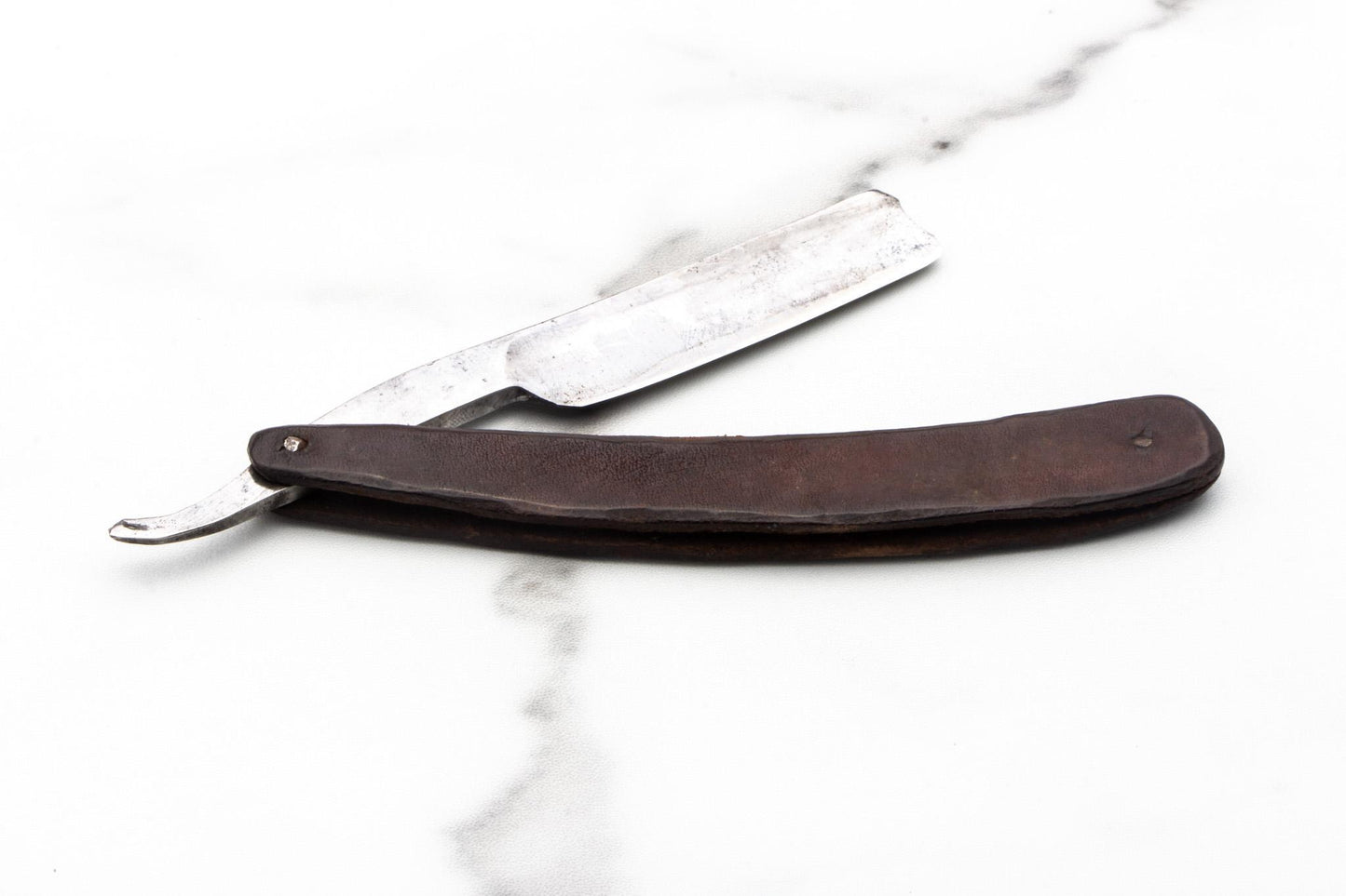 5/8" Vintage Restored B.B. Cutlery Straight Razor With Leather Scales