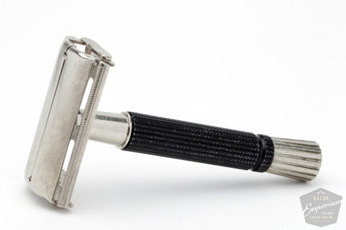 1976 Gillette W4 Black Handle Super Speed Safety Razor Set