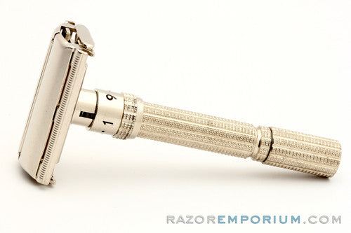 1965 K4 Gillette Slim Adjustable Safety Razor Nickel w/ Red Case & Blade Bank & Instructions