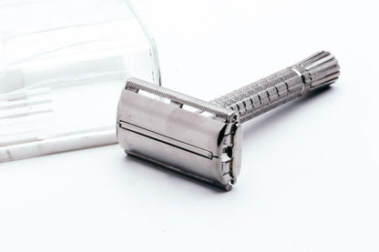 1963 Gillette I2 Flare Tip Super Speed Safety Razor Set