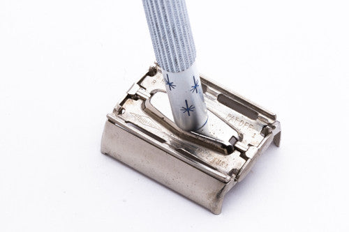 1971 Gillette Blue Star Lady Gillette Double Edge Safety Razor