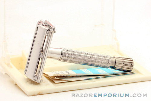 1960s Gillette Giromatic Flare Tip Rocket Safety Razor Set
