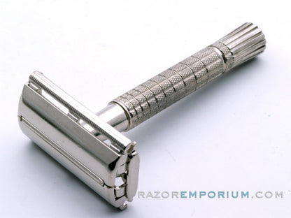 1965 K4 Gillette Flare Tip Super Speed DE Safety Razor