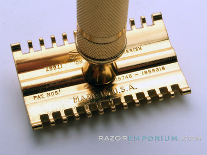 1930's Gillette Gold NEW Short Comb Ball End DE Safety Razor Set w/ Orig. Case & Blades