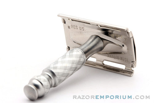 1971 Gillette Travel Tech DE Safety Razor Set R2