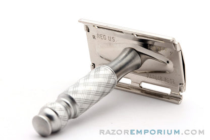 1971 Gillette Travel Tech DE Safety Razor Set R2