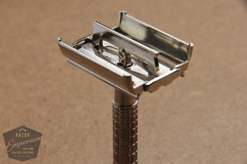 Gillette 1957 Flair Tip Super Speed DE Safety Razor - C4