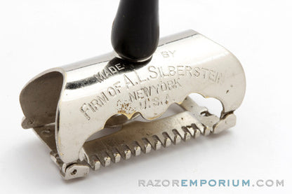 1900's The "Griffon" Awlrite Safety Razor Lather Catcher Safety Razor