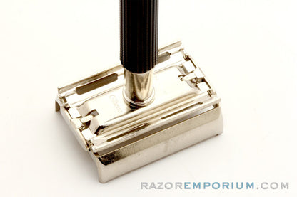 1979 Z1 Gillette Black Handle Super Speed Safety Razor