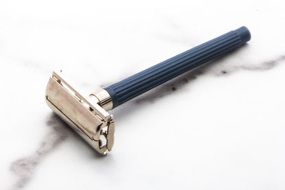 1960  J1 Gillette Slim Twist Double Edge Safety Razor Set | Original Condition
