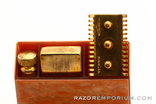 Gillette 1920's Gold New Improved Style Travel (DE) Safety Razor Set w/ Blade Bank