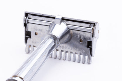 1930's Gem Micromatic Razor Single Edge in Maroon Case