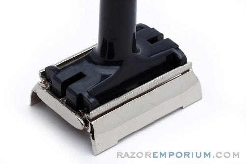 1960's Wilkinson Sword Co. "Sticky" Twist to Open Safety Razor | Excellent