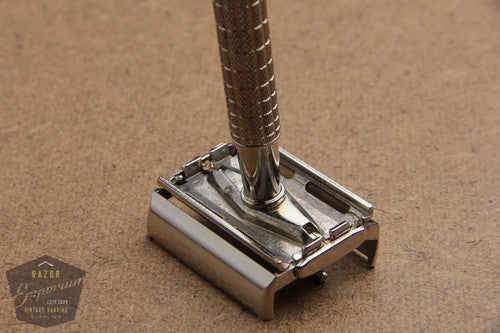 Gillette 1957 Flair Tip Super Speed DE Safety Razor - C4