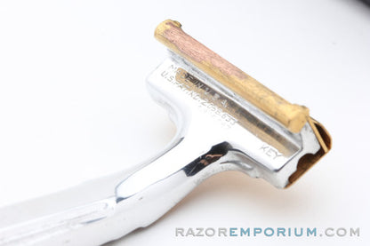 1940-41 Schick Type F New Improved Art Deco Injector Razor Set