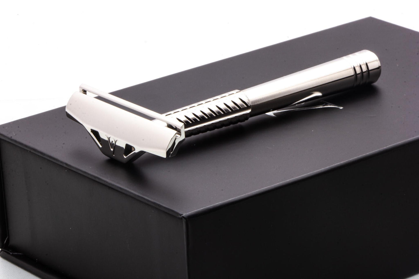 Aylsworth Razors | The Atelier Razor