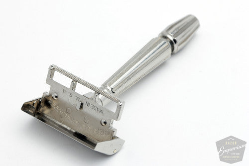 1940's Gem Micromatic Bullet Tip TTO SE Safety Razor