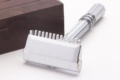 1940's Gem Micromatic "Bullet Tip" Single Edge Safety Razor Set | Original Condition