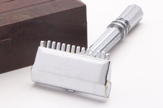 1940's Gem Micromatic "Bullet Tip" Single Edge Safety Razor Set | Original Condition