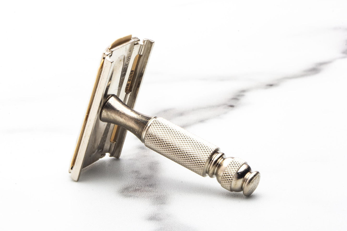 1966 L1 Gillette Ball End Travel Double Edge Safety Razor Set | Original Condition