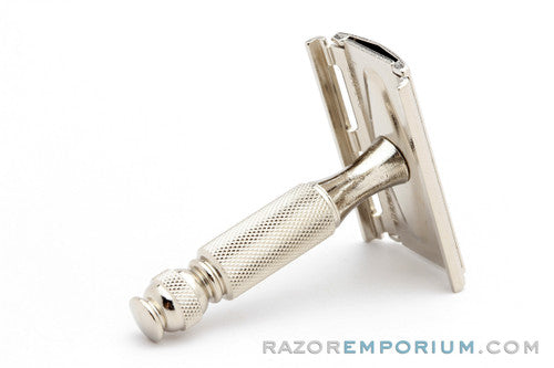 1964 Gillette J1 Travel Tech DE Safety Razor Set