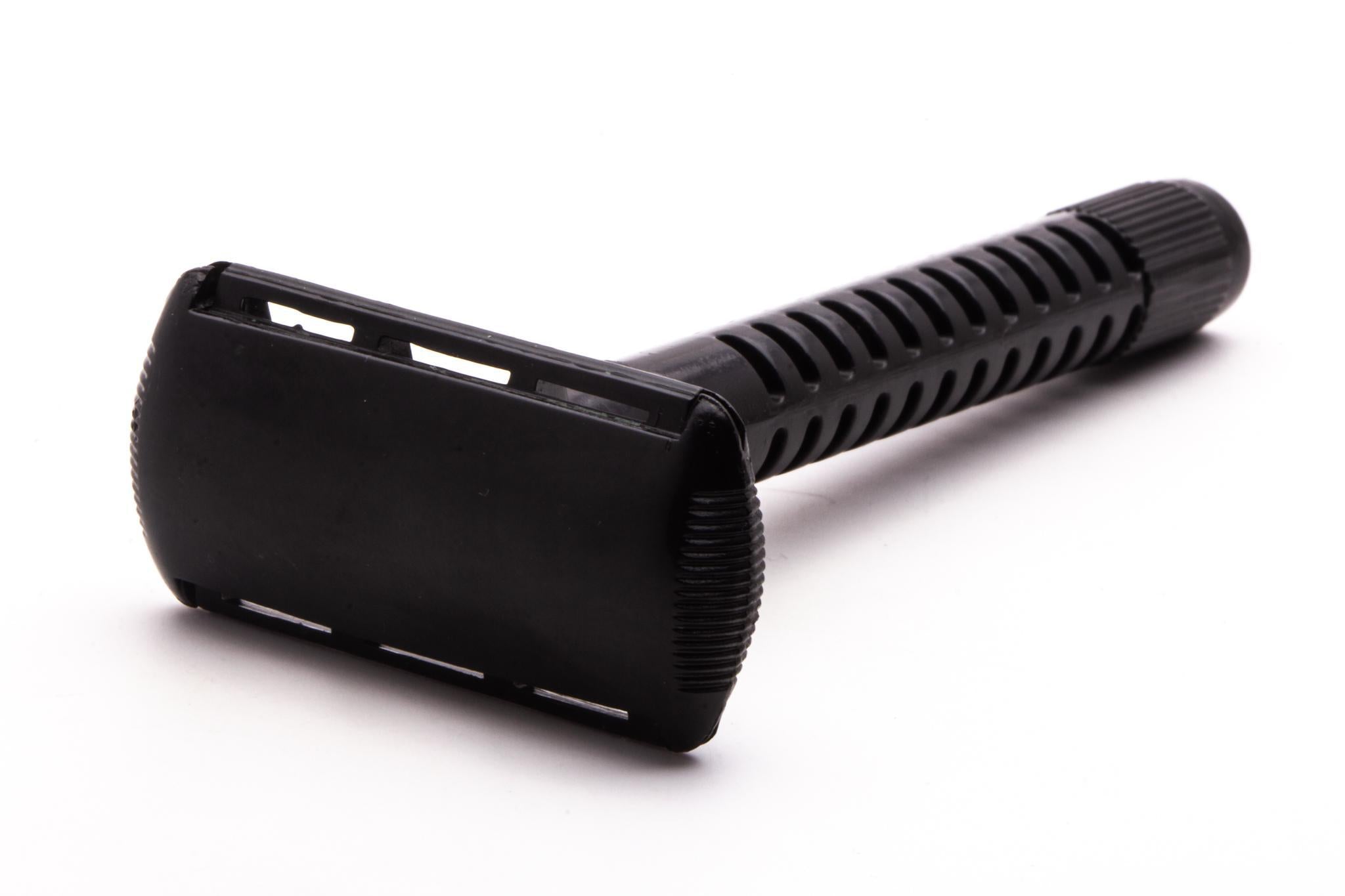 Two Peice Plastic Double Edge Razor | Original Condition – Razor Emporium