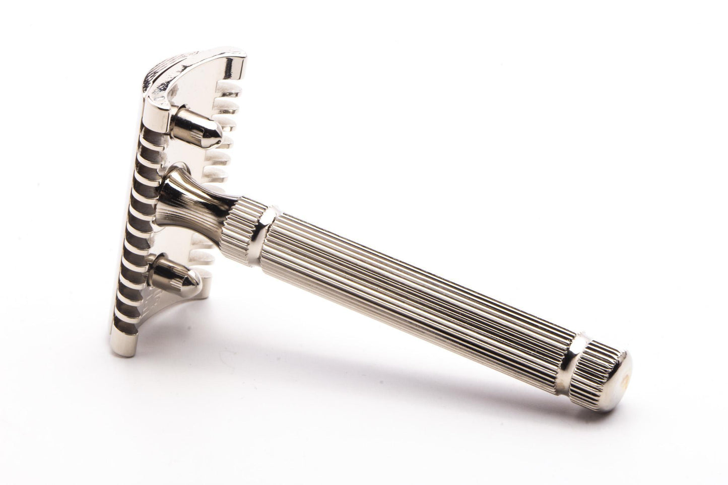 Fattip | Piccolo Chrome Three Piece Double Edge Safety Razor