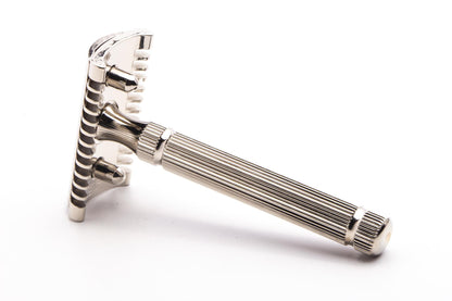 Fattip | Piccolo Chrome Three Piece Double Edge Safety Razor