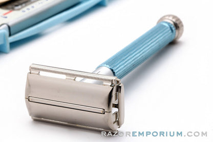 1961 Gillette Blue Star Lady Gillette DE Safety Razor G4 - Excellent