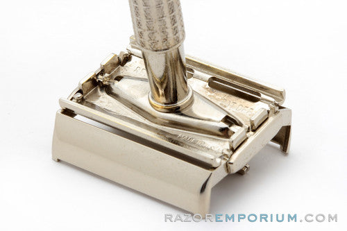 1957 Gillette Flair Tip Super Speed Safety Razor C2