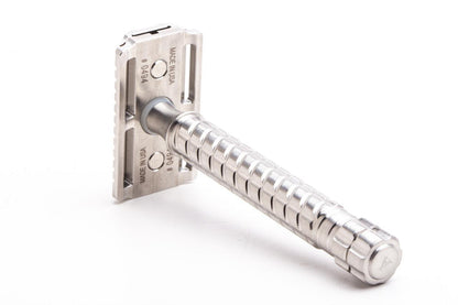 Aylsworth Razors |  The Drakkant Machined Razor