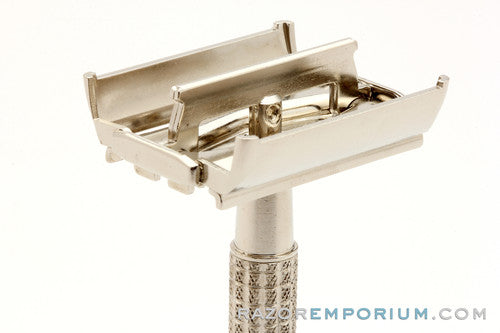 1959 E2 Regular Super Speed Flair Tip DE Safety Razor Set Nickel w/ White Case & Blade Bank & Instructions