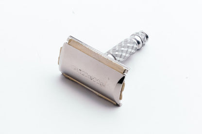 1973 Gillette Travel Tech Safety Razor Leather Case