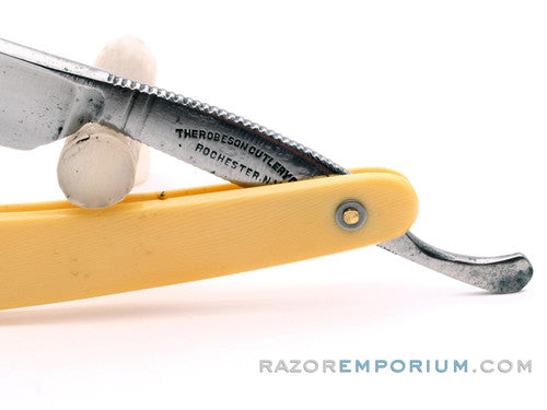 4/8" The Robeson Cutlery Co. #1504 Straight Razor | Rochester New York