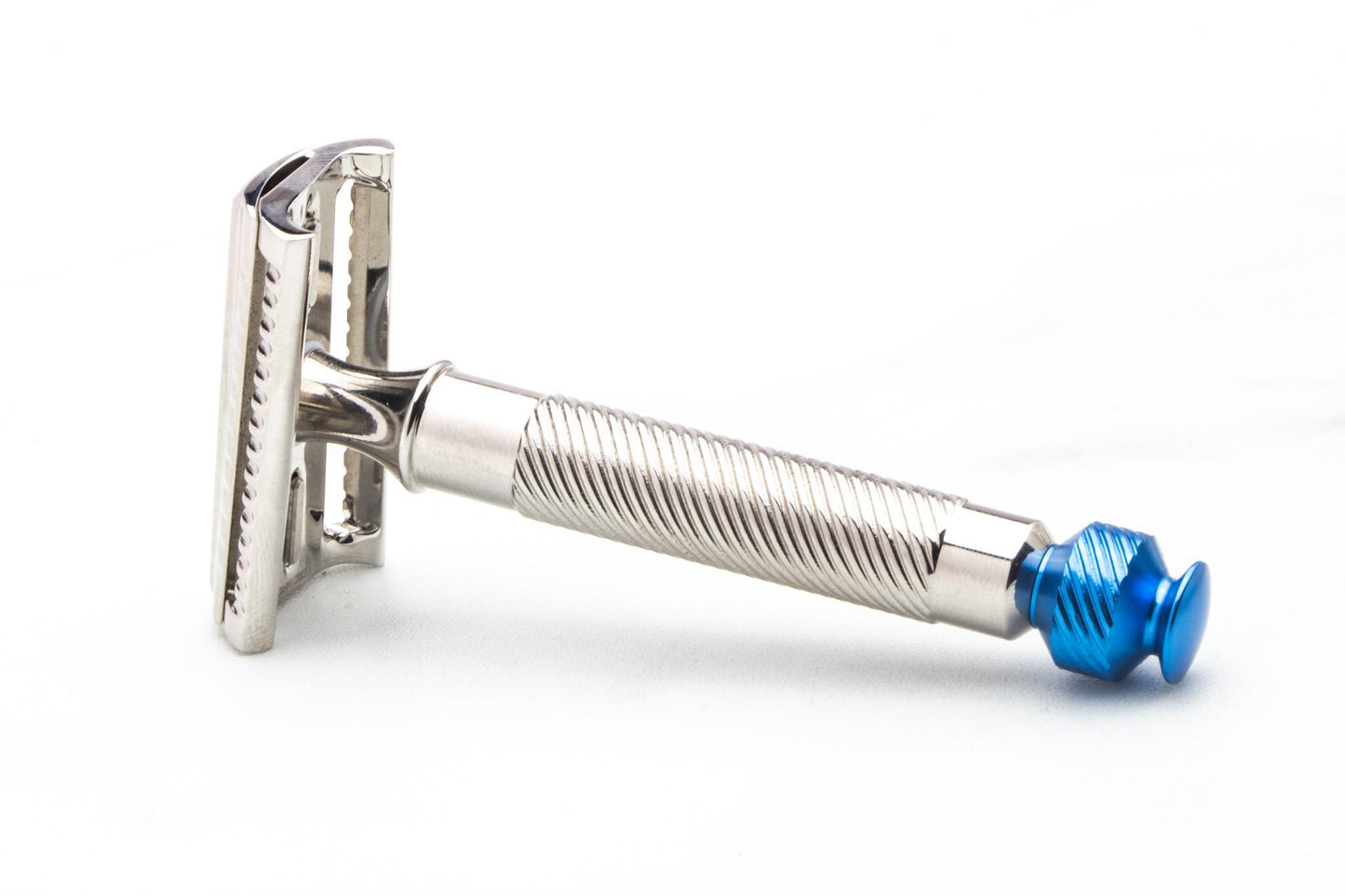 Yaqui | Slant 37 Double Edge Safety Razor | Pre-Owned